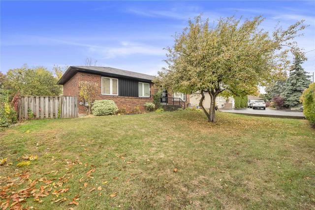 382 Third Line, House detached with 3 bedrooms, 2 bathrooms and 6 parking in Oakville ON | Image 12