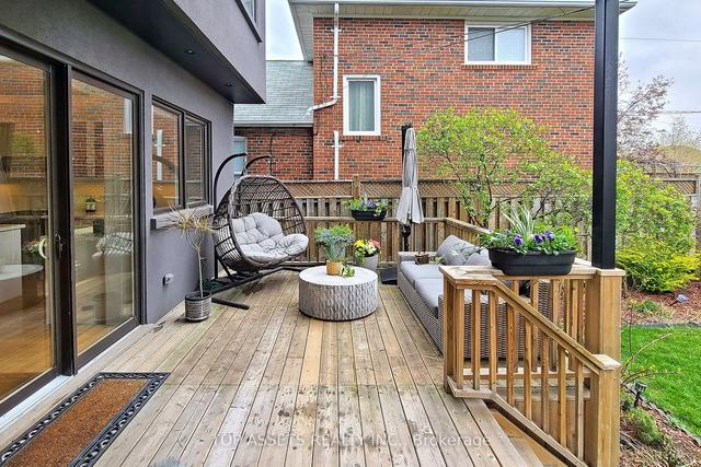 165 Strathnairn Ave, House detached with 4 bedrooms, 5 bathrooms and 4 parking in Toronto ON | Image 27