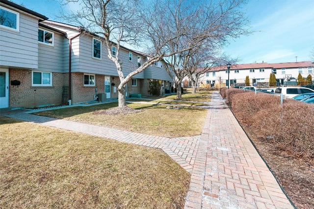 th# 6 - 925 Bayly St, Townhouse with 3 bedrooms, 2 bathrooms and 1 parking in Pickering ON | Image 23