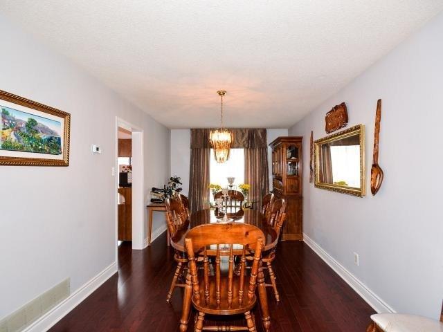 5194 Huntingfield Dr, House detached with 4 bedrooms, 4 bathrooms and 4 parking in Mississauga ON | Image 5