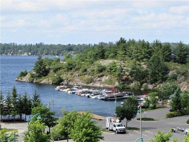 101 - 130 Steamship Bay Rd, Condo with 3 bedrooms, 2 bathrooms and 1 parking in Gravenhurst ON | Image 4