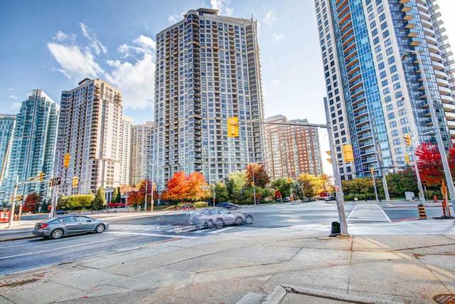 1502 - 310 Burnhamthorpe Rd W, Condo with 2 bedrooms, 2 bathrooms and 1 parking in Mississauga ON | Image 22