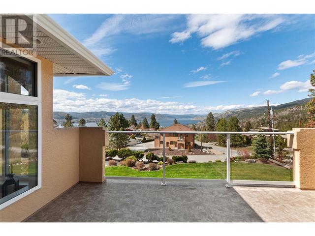 2820 Arawana Road, House detached with 4 bedrooms, 3 bathrooms and 2 parking in Okanagan Similkameen E BC | Image 31