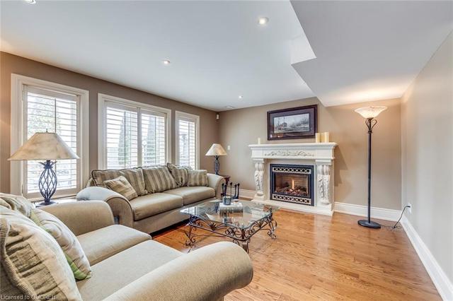 2379 Darlington Trail, House detached with 4 bedrooms, 4 bathrooms and 4 parking in Oakville ON | Image 29