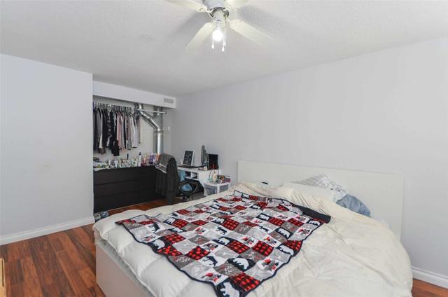 11 Hillgate Dr, House detached with 3 bedrooms, 2 bathrooms and 2 parking in Brampton ON | Image 7