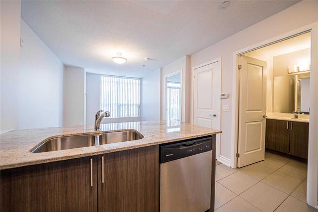 114 - 75 Norman Bethune Ave, Condo with 1 bedrooms, 1 bathrooms and 1 parking in Richmond Hill ON | Image 8