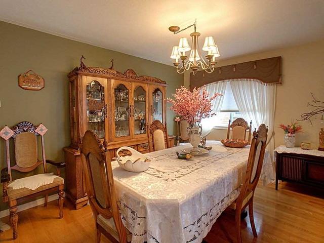 38 Carroll Cres, House detached with 3 bedrooms, 3 bathrooms and 6 parking in Guelph ON | Image 15