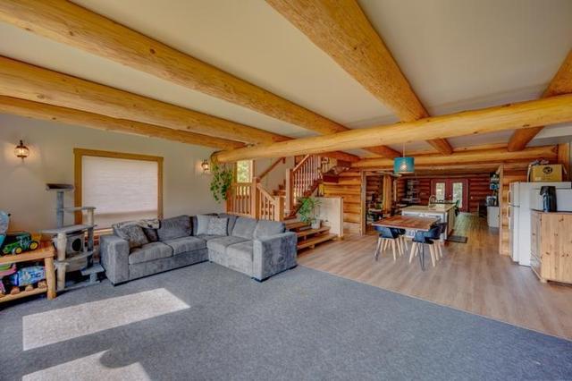 644 Lapp Rd, House detached with 8 bedrooms, 9 bathrooms and null parking in Columbia Shuswap A BC | Image 30