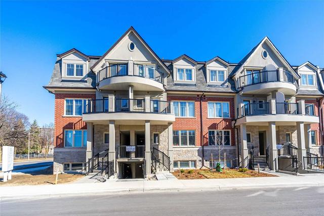 1 - 17 Eaton Park Lane, Townhouse with 2 bedrooms, 2 bathrooms and 2 parking in Toronto ON | Image 1