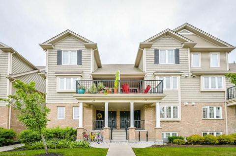 15a-15 Carere Cres, Guelph, ON, N1E0K4 | Card Image