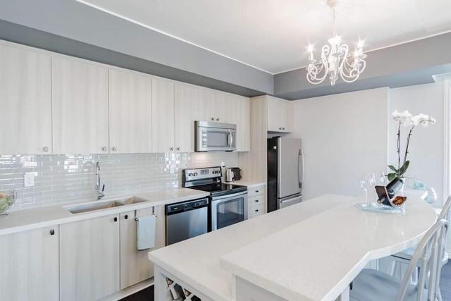 th27 - 120 Twenty Fourth St, Townhouse with 3 bedrooms, 3 bathrooms and 1 parking in Toronto ON | Image 5