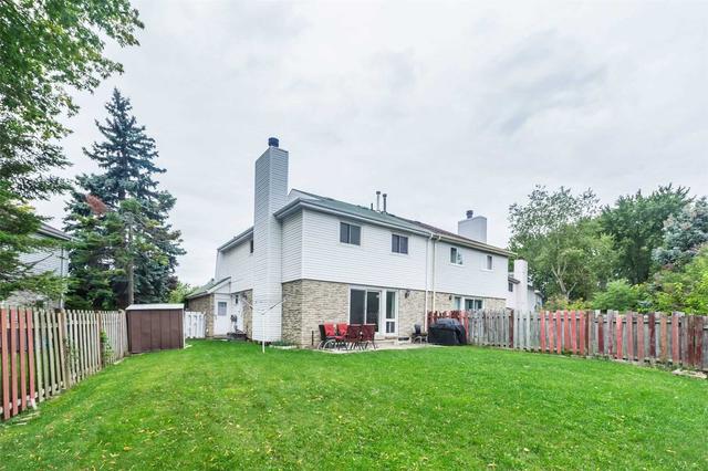97 Hawkshead Cres, House semidetached with 3 bedrooms, 3 bathrooms and 2 parking in Toronto ON | Image 16