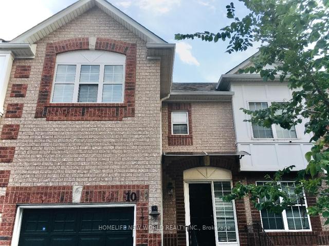 10 - 199 Hillcrest Ave, Townhouse with 2 bedrooms, 1 bathrooms and 2 parking in Mississauga ON | Image 1