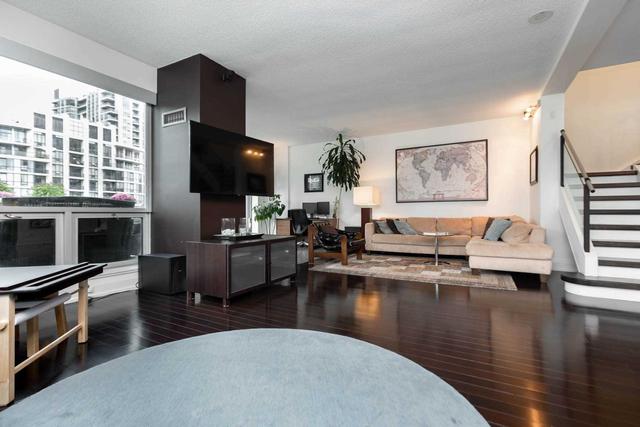 ph#7 - 10 Queens Quay W, Condo with 3 bedrooms, 3 bathrooms and 2 parking in Toronto ON | Image 16