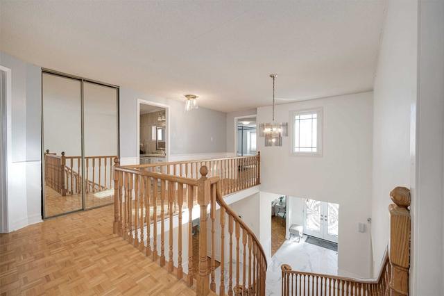 220 Langstaff Rd W, House detached with 4 bedrooms, 4 bathrooms and 5 parking in Richmond Hill ON | Image 9
