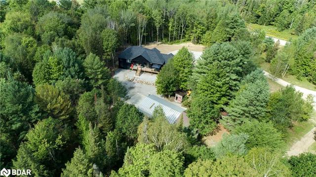 151 Mount St Louis Road E, House detached with 5 bedrooms, 4 bathrooms and 53 parking in Oro Medonte ON | Image 3