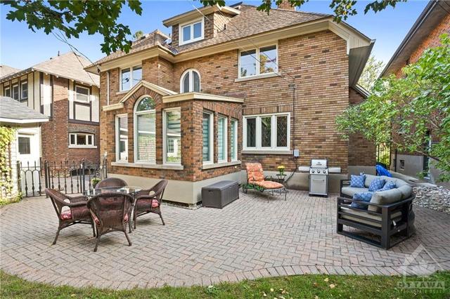 13 Monkland Avenue, House detached with 5 bedrooms, 4 bathrooms and 2 parking in Ottawa ON | Image 25