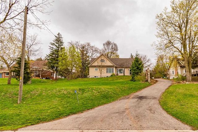384 Oakhill Dr, House detached with 3 bedrooms, 5 bathrooms and 6 parking in Brant ON | Image 1