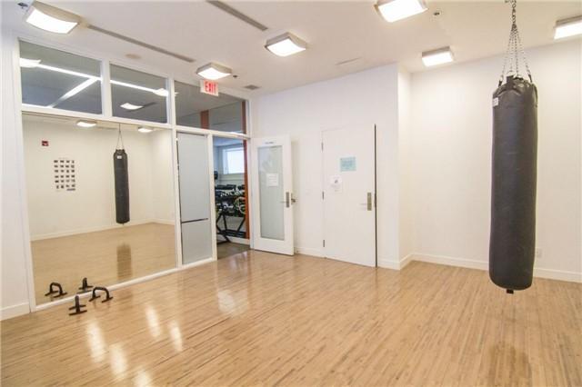 lph07 - 21 Nelson St, Condo with 1 bedrooms, 2 bathrooms and 1 parking in Toronto ON | Image 19