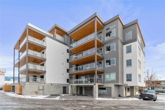 402 - 131 Harbourfront Dr Ne, Condo with 2 bedrooms, 2 bathrooms and 1 parking in Salmon Arm BC | Image 6