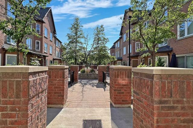 14 - 735 New Westminster Dr, Townhouse with 3 bedrooms, 4 bathrooms and 1 parking in Vaughan ON | Card Image