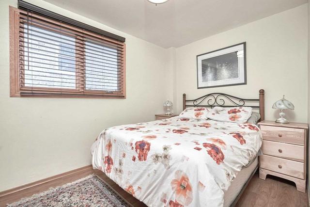 49 Glen Rd, House detached with 3 bedrooms, 3 bathrooms and 8 parking in Collingwood ON | Image 5
