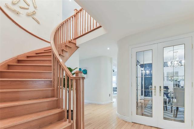 2 Blackwell Crt, House detached with 4 bedrooms, 4 bathrooms and 6 parking in Markham ON | Image 7