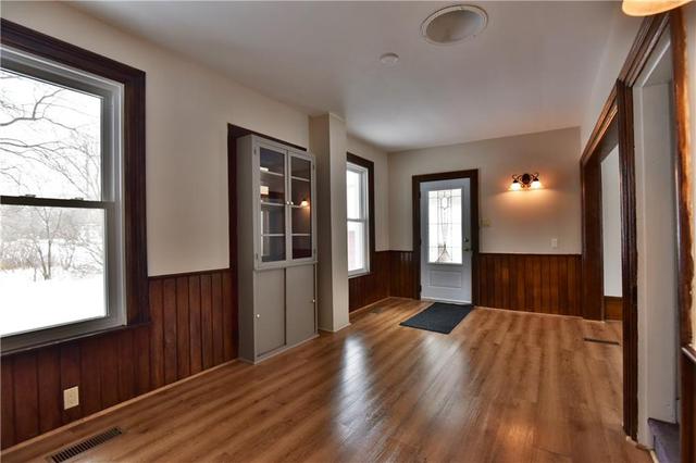 63 Main Street E, House detached with 3 bedrooms, 2 bathrooms and 6 parking in Athens ON | Image 10
