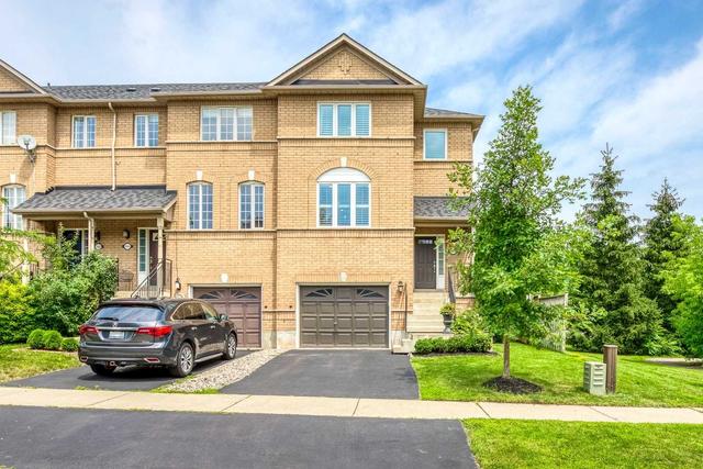2503 Gill Cres, House attached with 3 bedrooms, 3 bathrooms and 3 parking in Oakville ON | Image 1