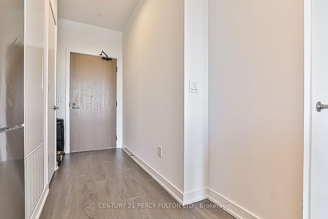 1001 - 8 Tippett Rd, Condo with 1 bedrooms, 1 bathrooms and 0 parking in Toronto ON | Image 4