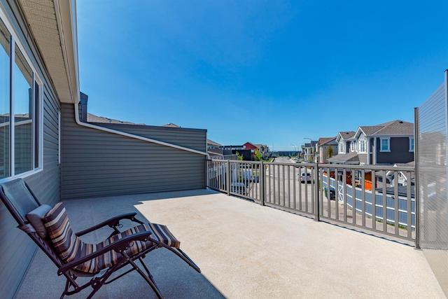 10526 Cityscape Drive Ne, Home with 3 bedrooms, 2 bathrooms and 2 parking in Calgary AB | Image 3