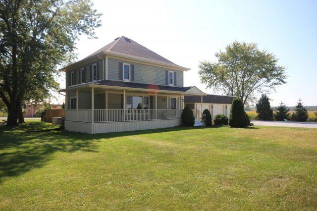 8679 Concession 8 Rd, House detached with 3 bedrooms, 2 bathrooms and 15 parking in Essex ON | Image 2