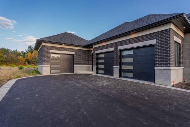 25 Dexshire Dr, House detached with 6 bedrooms, 6 bathrooms and 10 parking in Ajax ON | Image 34