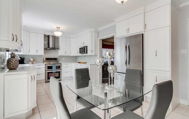 126 White Lotus Circ, House detached with 5 bedrooms, 5 bathrooms and 12 parking in Markham ON | Image 6