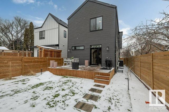 14331 47 Av Nw, House detached with 4 bedrooms, 3 bathrooms and null parking in Edmonton AB | Image 62