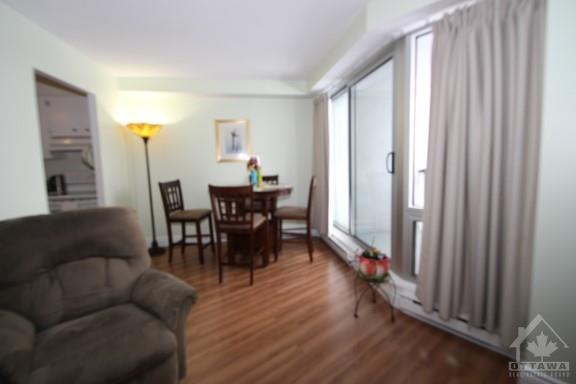404 - 1380 Prince Of Wales Drive, Condo with 2 bedrooms, 1 bathrooms and 1 parking in Ottawa ON | Image 10