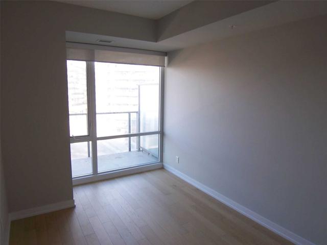 s512 - 120 Bayview Ave, Condo with 1 bedrooms, 1 bathrooms and 0 parking in Toronto ON | Image 2