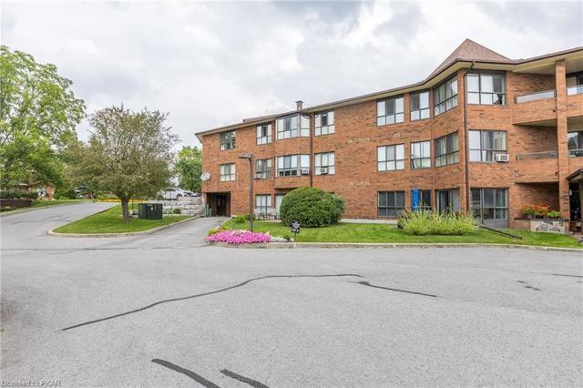 312-921 Armour Road, House attached with 2 bedrooms, 2 bathrooms and 1 parking in Peterborough ON | Image 29