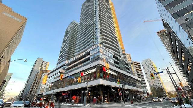 3204 - 89 Dunfield Ave, Condo with 1 bedrooms, 1 bathrooms and 1 parking in Toronto ON | Card Image