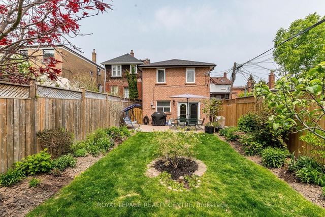 59 Earlsdale Ave, House detached with 3 bedrooms, 2 bathrooms and 3 parking in Toronto ON | Image 32