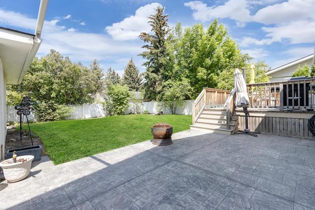 5104 Vallance Crescent Nw, House detached with 5 bedrooms, 3 bathrooms and 5 parking in Calgary AB | Image 8