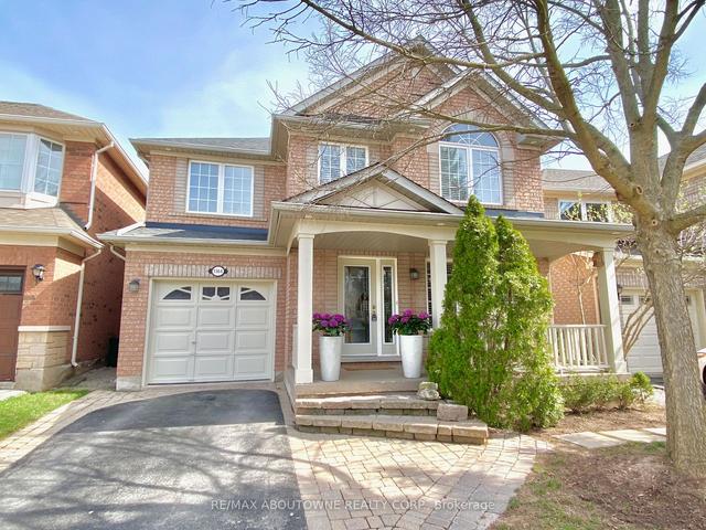 1364 Glenrose Cres, House detached with 3 bedrooms, 3 bathrooms and 3 parking in Oakville ON | Image 1