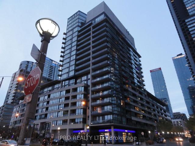 808 - 8 Telegram Mews, Condo with 2 bedrooms, 2 bathrooms and 1 parking in Toronto ON | Image 1