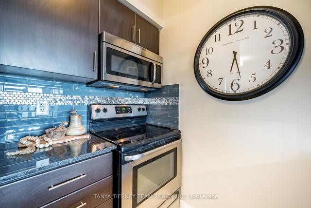 ph9 - 30 Herons Hill Way, Condo with 2 bedrooms, 2 bathrooms and 1 parking in Toronto ON | Image 4