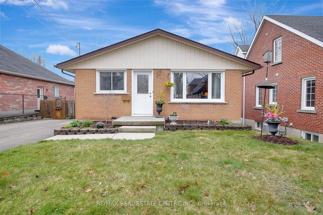 290 Exhibition St, House detached with 3 bedrooms, 2 bathrooms and 6 parking in Guelph ON | Image 1