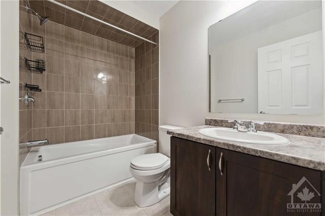 1036 Apolune Street, Townhouse with 2 bedrooms, 2 bathrooms and 3 parking in Ottawa ON | Image 21