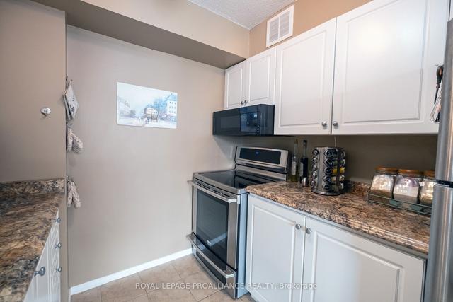 404 - 350 Front St, Condo with 2 bedrooms, 2 bathrooms and 1 parking in Belleville ON | Image 30