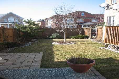 60 Westway Cres, House detached with 4 bedrooms, 3 bathrooms and 4 parking in Vaughan ON | Image 6