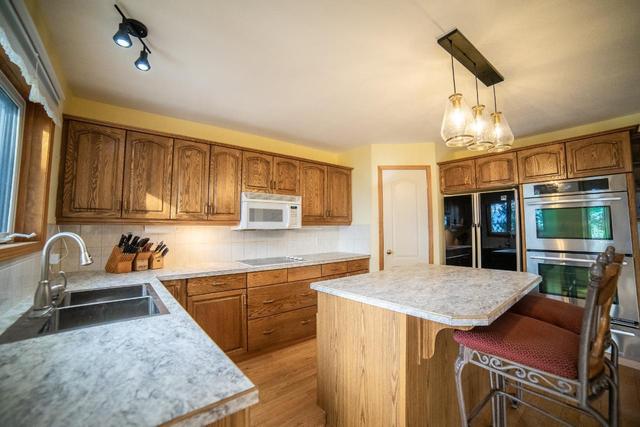 1205 Fox Tree Road, House detached with 4 bedrooms, 3 bathrooms and null parking in Central Kootenay B BC | Image 5