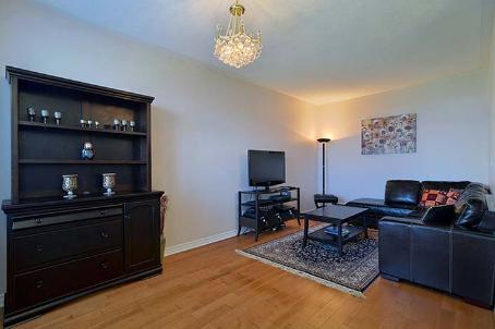 th 106 - 388 Prince Of Wales Dr, Condo with 3 bedrooms, 3 bathrooms and 1 parking in Mississauga ON | Image 4